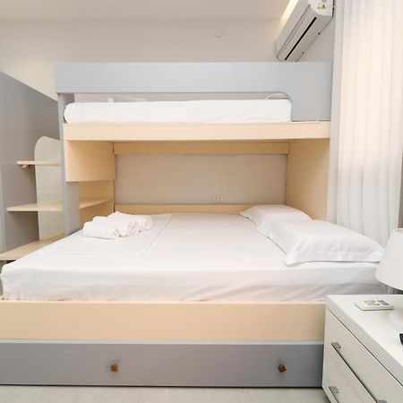 Vila Feliz - Premium Rooms With Free Private Parking Vlore Bagian luar foto