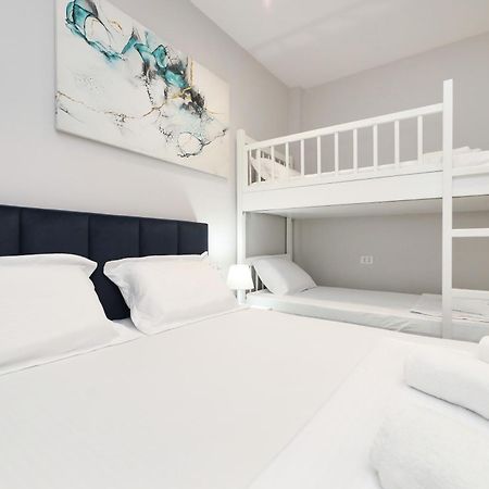 Vila Feliz - Premium Rooms With Free Private Parking Vlore Bagian luar foto
