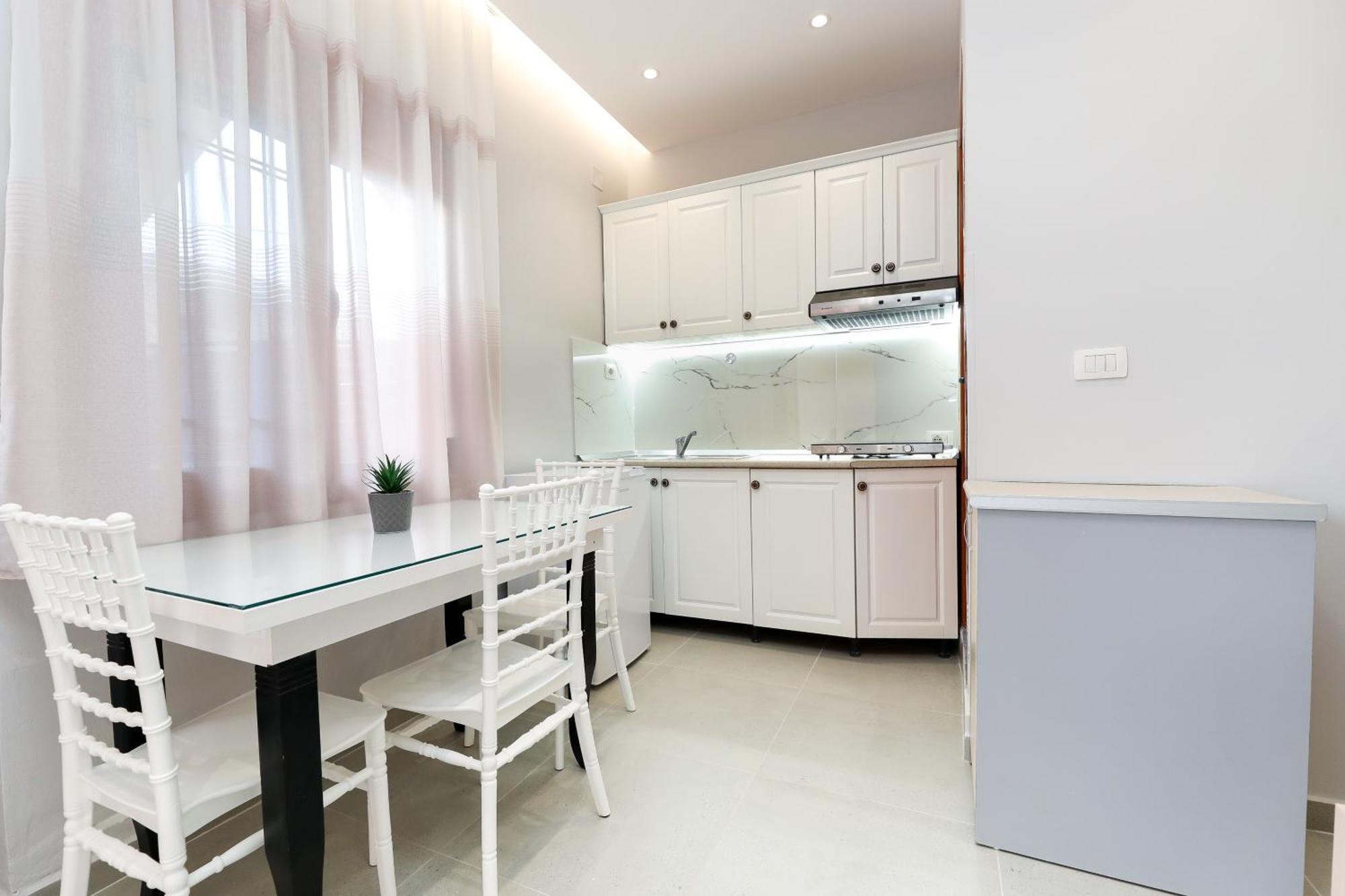 Vila Feliz - Premium Rooms With Free Private Parking Vlore Bagian luar foto